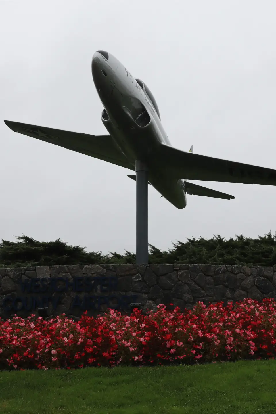 westchester county airport ground transportation